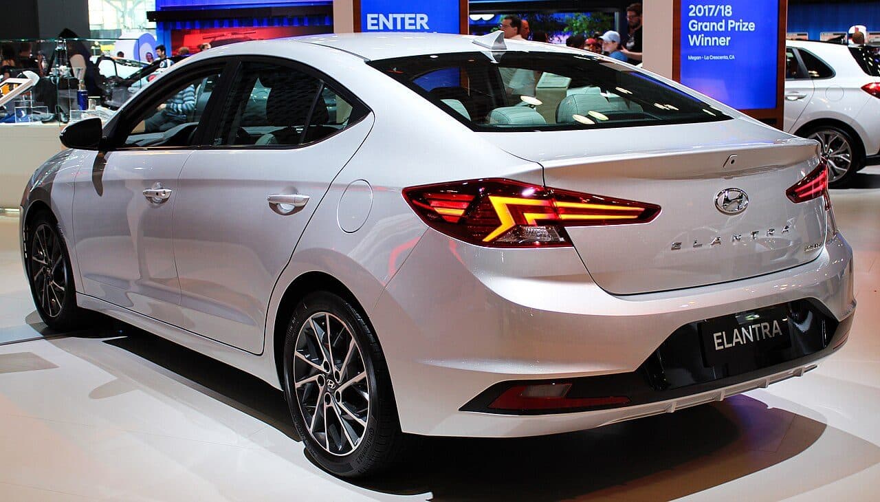 2015 Hyundai Accent — photo 2 of 3